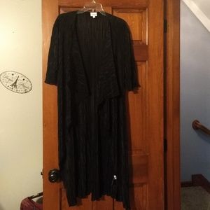 LuLaRoe Shirley size Small